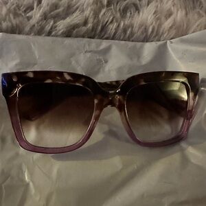 Quay Australia Tortoise to Purple Gradient Square Sunglasses - NWOT Plastic Frame Square Sunglasses Quay for Women for sale | eBay main image 4